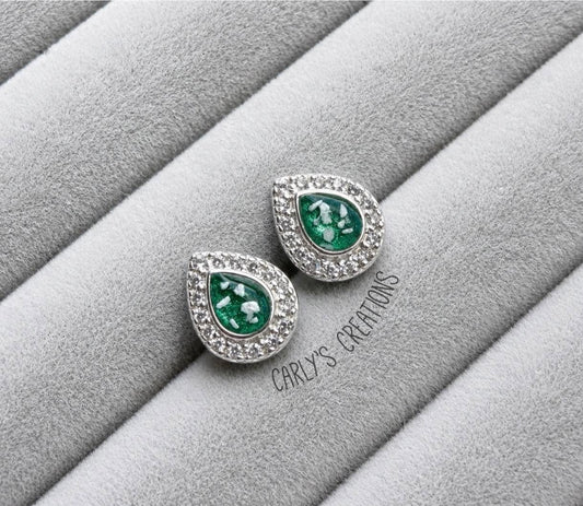 Teardrop cz studs
