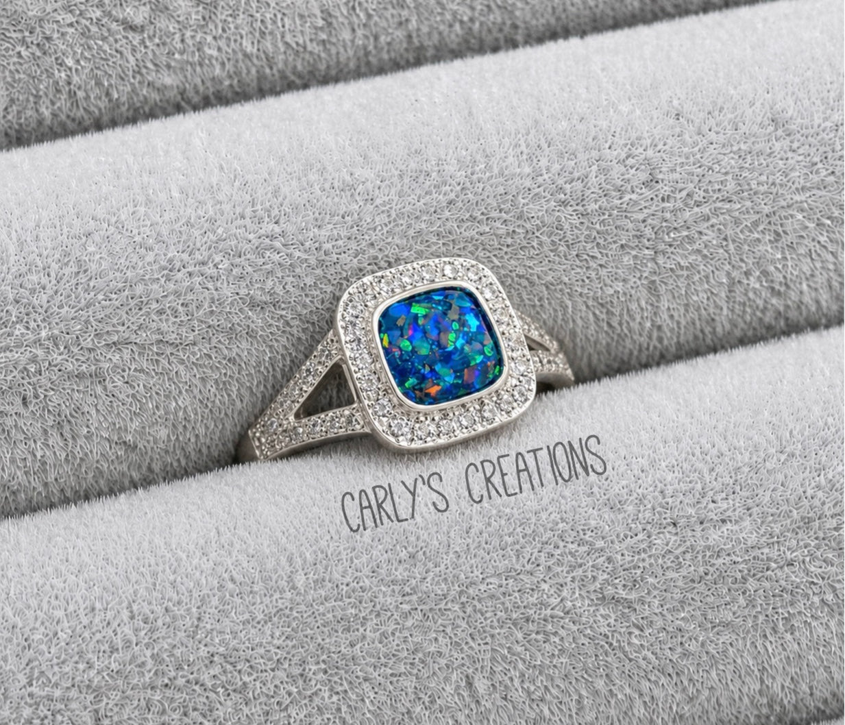 Split shank square cushion memorial ring