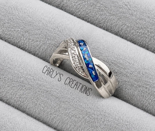 Double cross over memorial ring