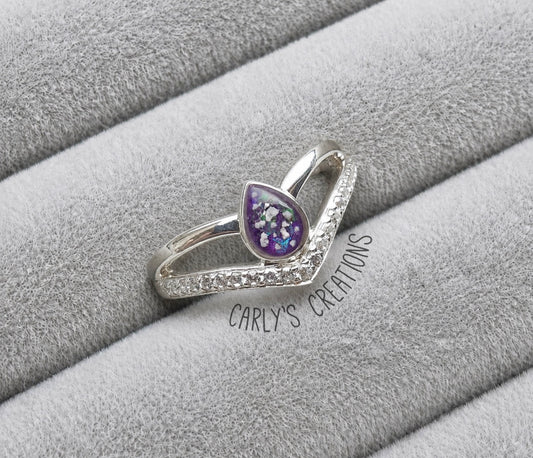 Pear wishbone memorial ring