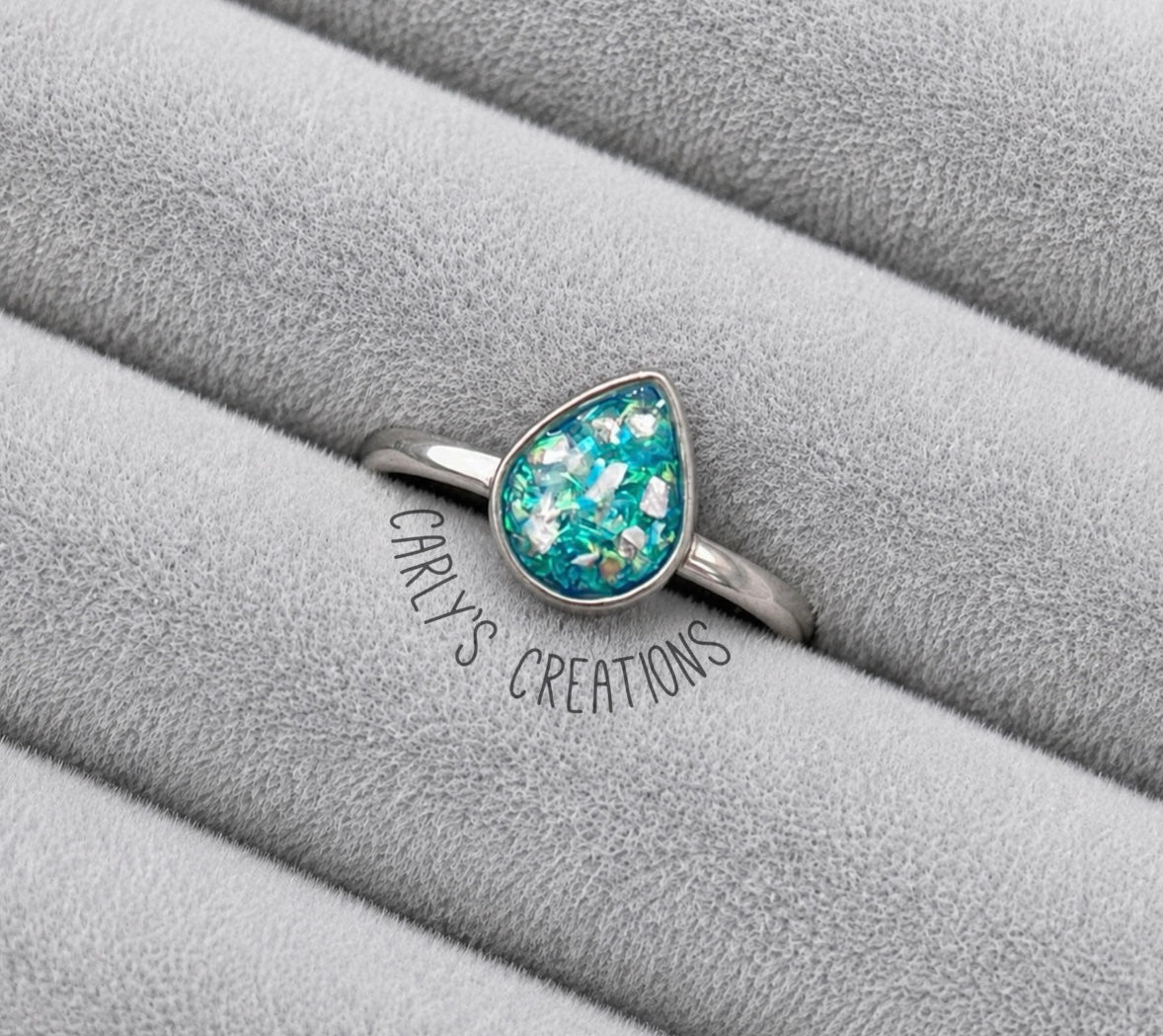 Plain teardrop memorial ring