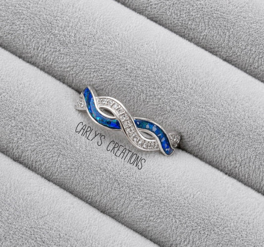 Double Wave Band Ring