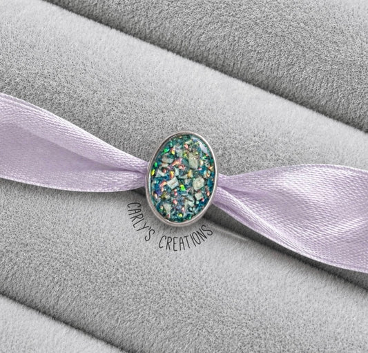 Plain oval charm