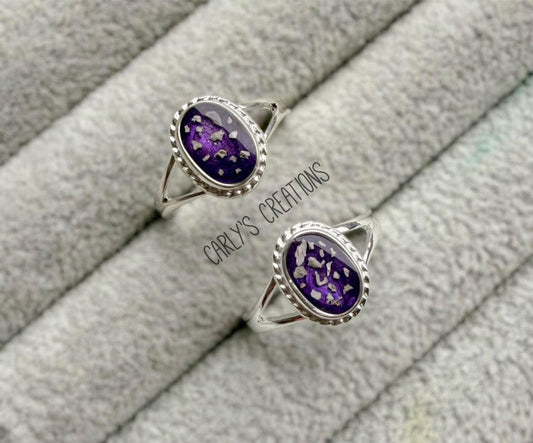 Rope edge oval memorial ring