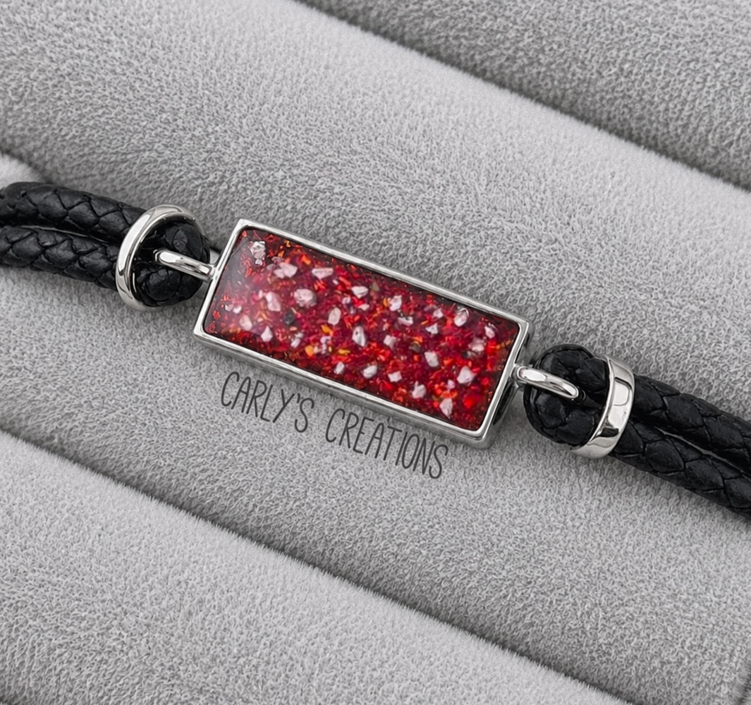 Unisex leather strap bracelet