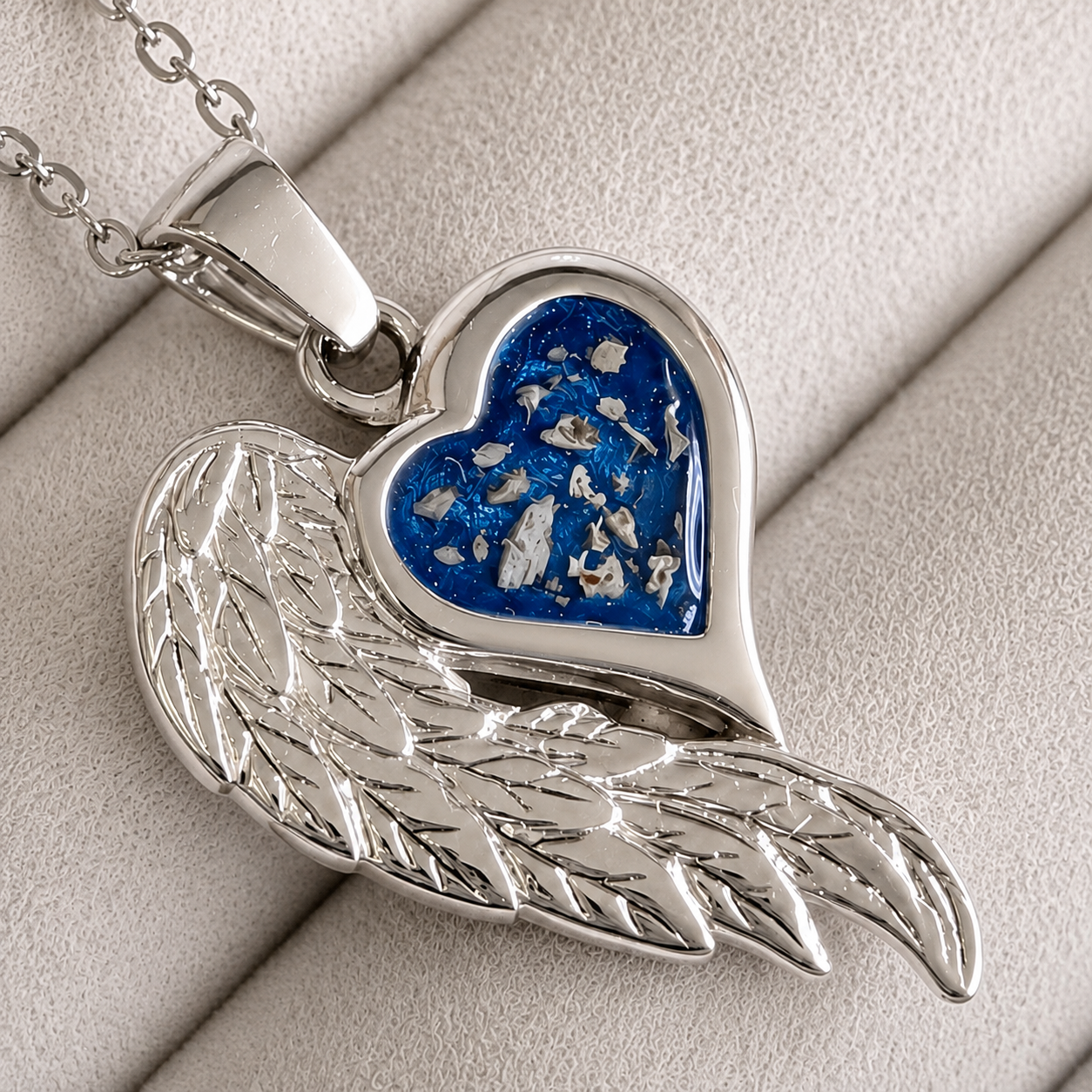 Heart angel wing pendant necklace