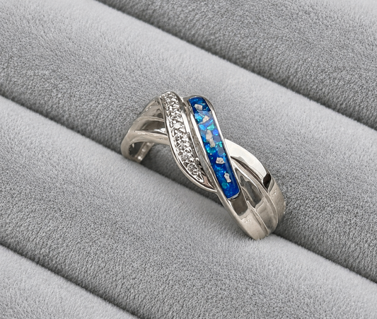 Double cross over memorial ring