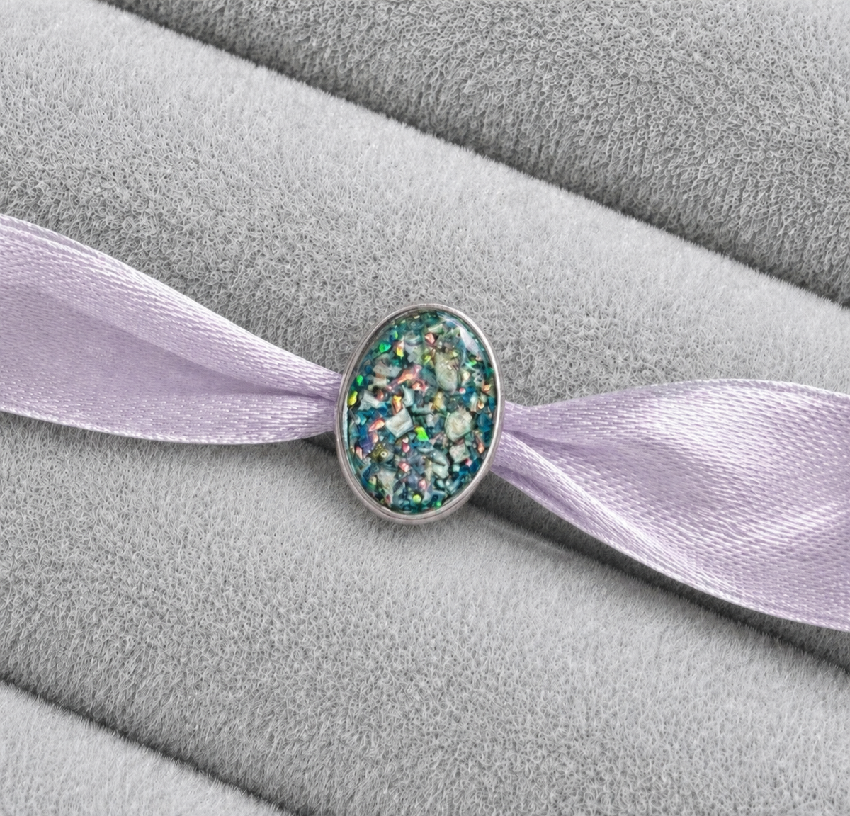 Plain oval charm