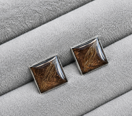 Square cufflinks