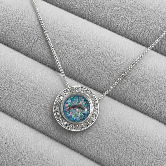 Halo pendant necklace