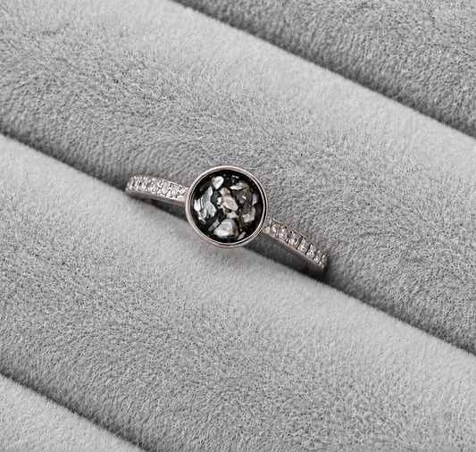 Circle With Diamond Band Memorial Ring